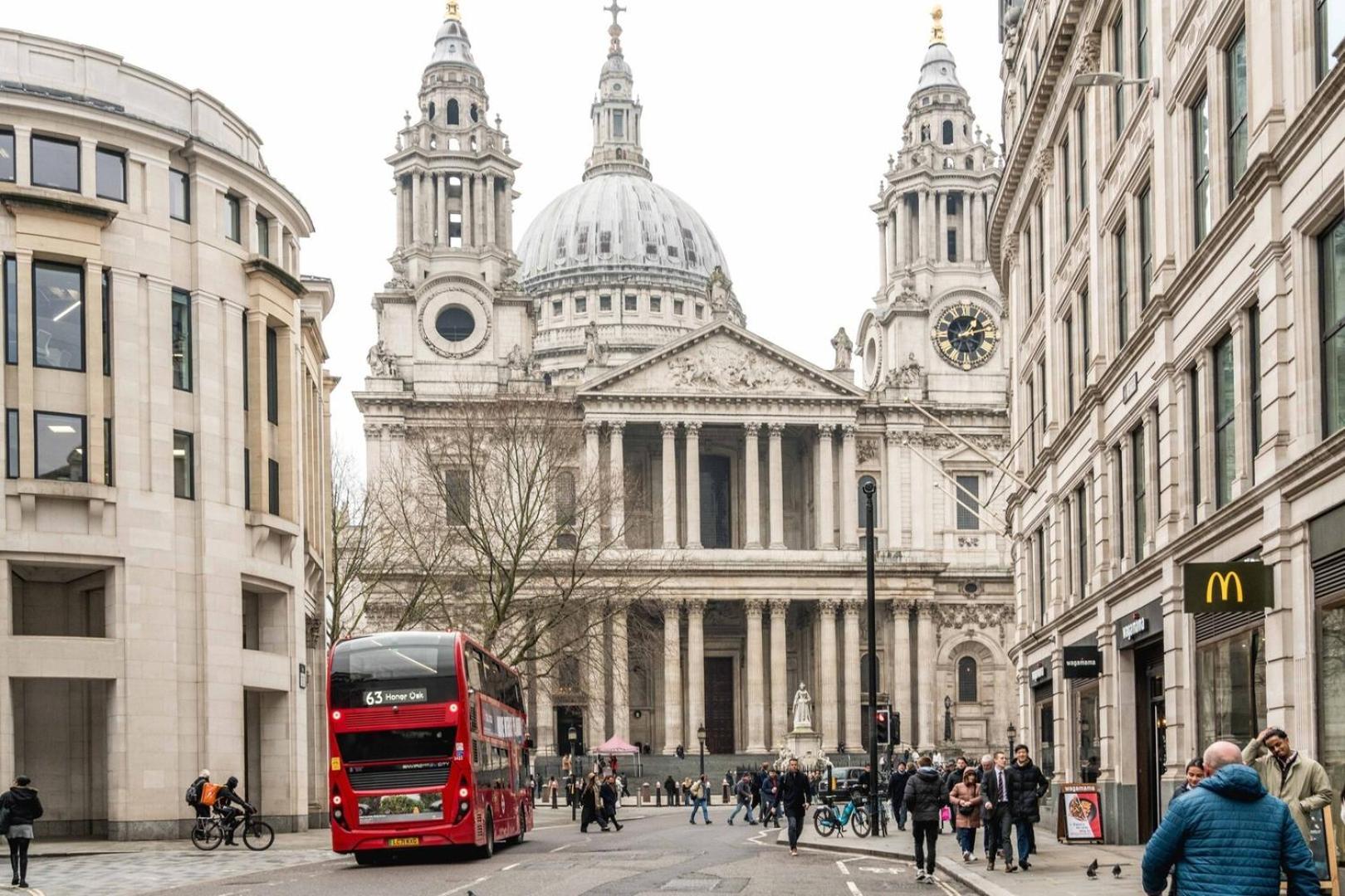 Bright 2-bed Flat Near St Paul's *